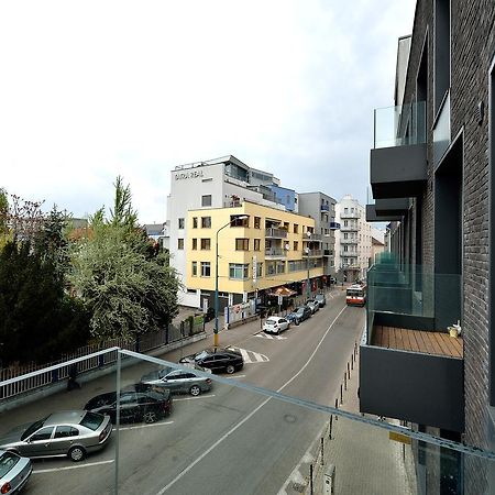 Ambiente Serviced Apartments - Dunajska Братислава Экстерьер фото