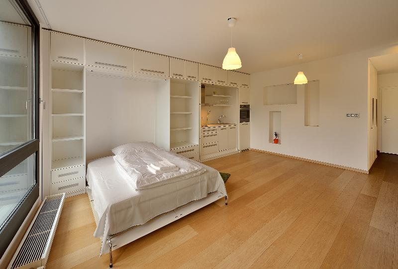 Ambiente Serviced Apartments - Dunajska Братислава Экстерьер фото